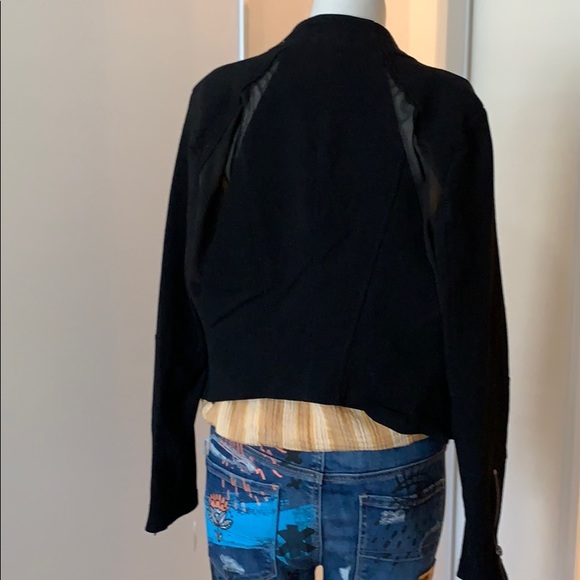 BLANKNYC jacket short style with stretch - Picture 3 of 6